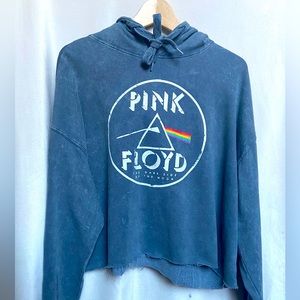 PINK FLOYD DISTRESSED CROPPED SWEATSHIRT.